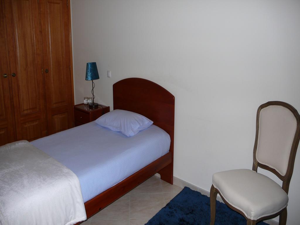 Family Country House Faro Room photo